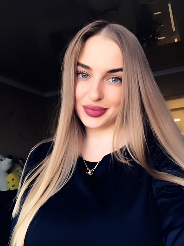 Алина привлекательная девушка из Железногорска цена от 1500 руб