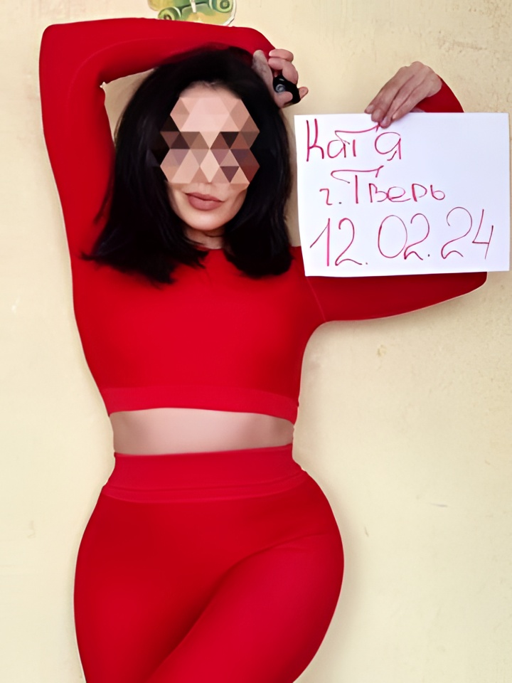 Ярославна привлекательная девушка из Железногорска цена от 4000 руб