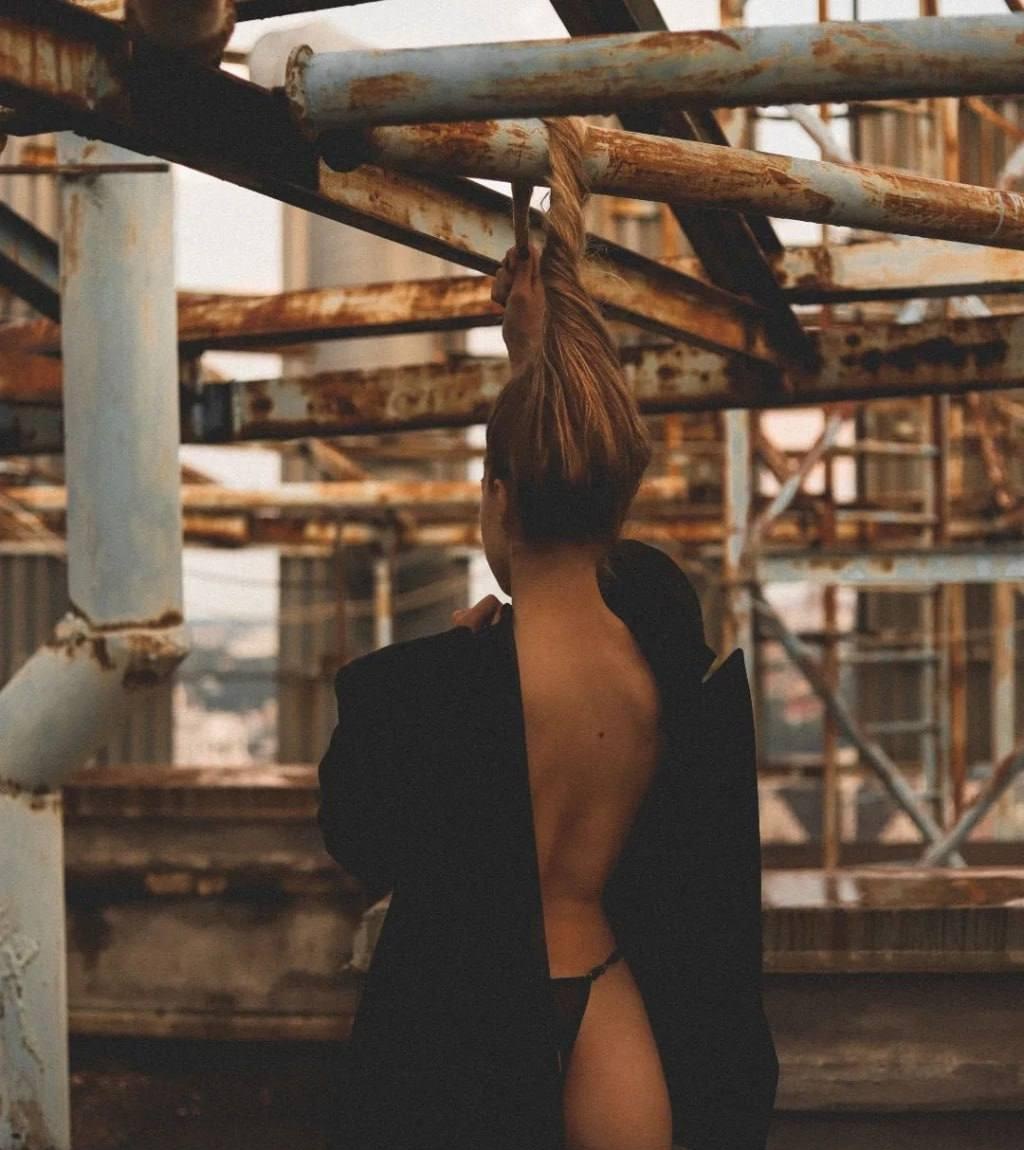 Тонечка привлекательная девушка из Железногорска цена от 6000 руб