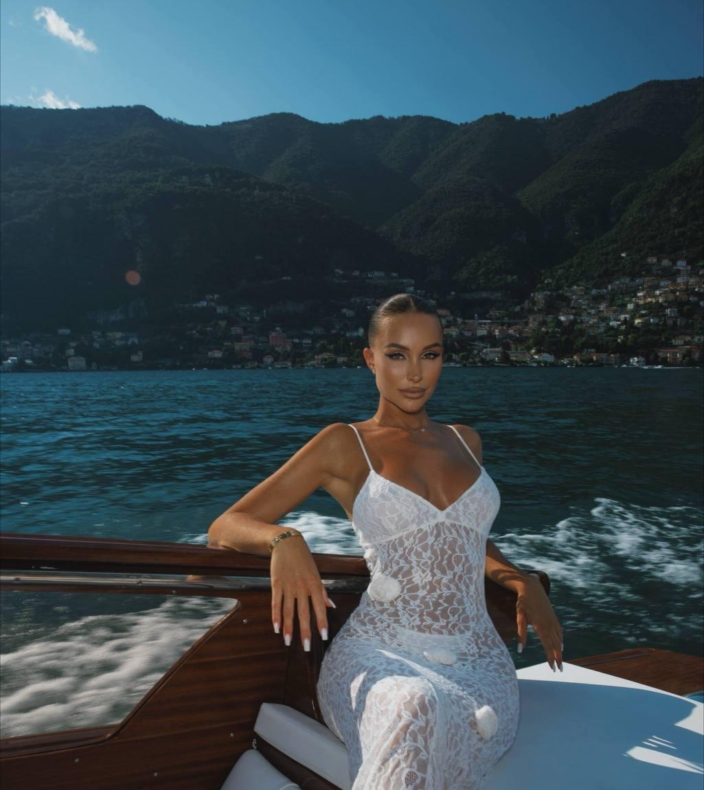 Амелия привлекательная девушка из Железногорска цена от 11000 руб